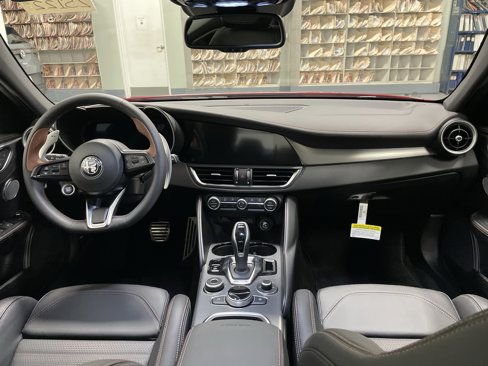New 2025 Alfa Romeo Giulia AWD w/ Driving Assist Package image 16