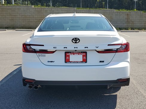 New 2026 Toyota Camry SE image 5