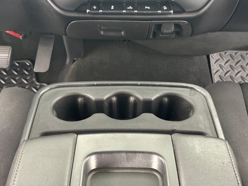 Used 2018 Chevrolet Silverado 1500 LT w/ All Star Edition image 35