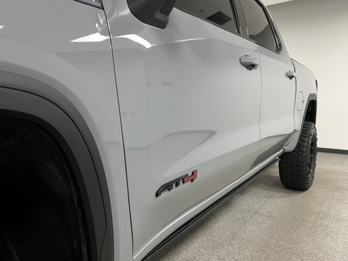 Used 2024 GMC Sierra 1500 AT4 w/ Technology Package image 17
