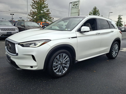 Certified 2024 INFINITI QX50 Luxe image 3