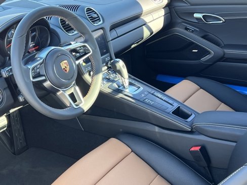 New 2025 Porsche 718 Cayman image 4