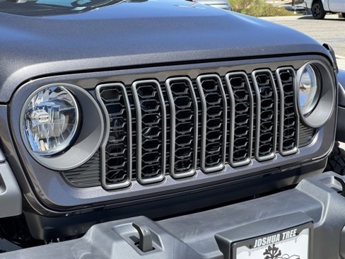 New 2025 Jeep Gladiator Sport image 7