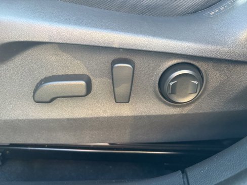 Certified 2025 Subaru Outback Premium image 47