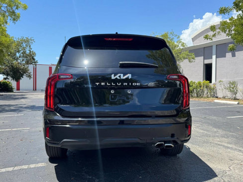 Used 2024 Kia Telluride S image 8