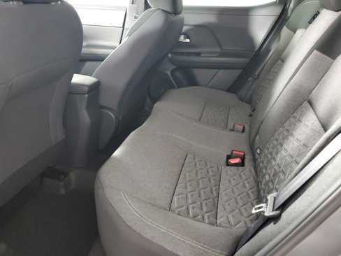 New 2026 Nissan Kicks SV image 13