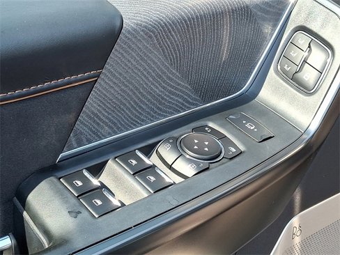 Used 2024 Ford F250 Platinum image 23
