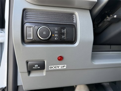 New 2025 Ford F550 4x4 SuperCab Super Duty image 25
