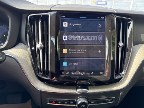 Certified 2025 Volvo XC60 B5 Plus image 24