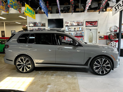 Used 2024 BMW X7 M60i w/ Executive Package image 4