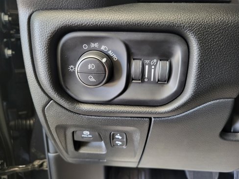 New 2026 RAM 1500 Rebel image 9