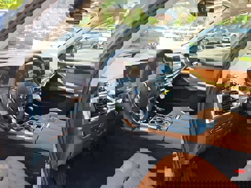 New 2026 BMW X7 xDrive40i image 24