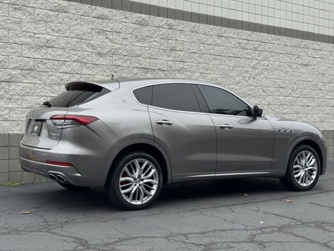 Used 2022 Maserati Levante GT image 16