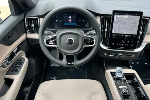 New 2026 Volvo XC90 B5 Plus image 12
