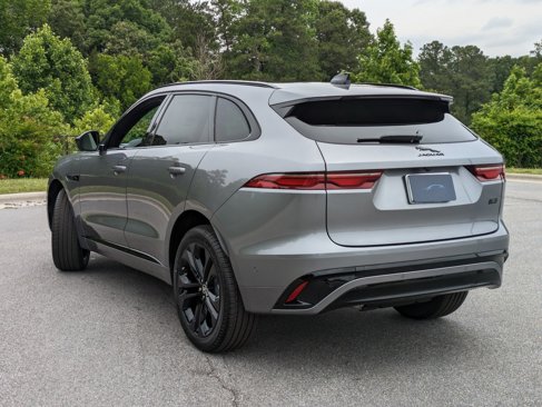 New 2026 Jaguar F-PACE R-Dynamic S image 8