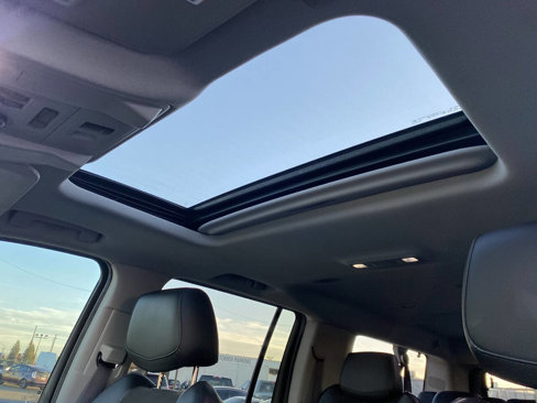 Used 2015 Cadillac Escalade ESV Luxury image 24
