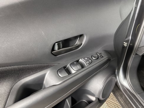 New 2025 Nissan Kicks Play S image 27
