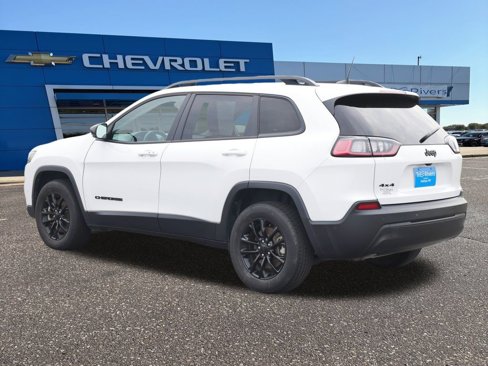Used 2023 Jeep Cherokee Altitude Lux image 4