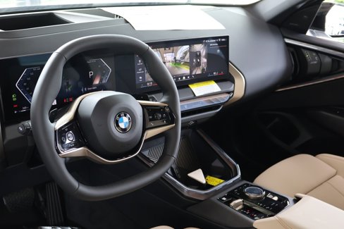 New 2025 BMW X3 xDrive30i w/ Premium Package image 16