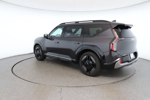 Used 2024 Kia EV9 GT-Line image 3