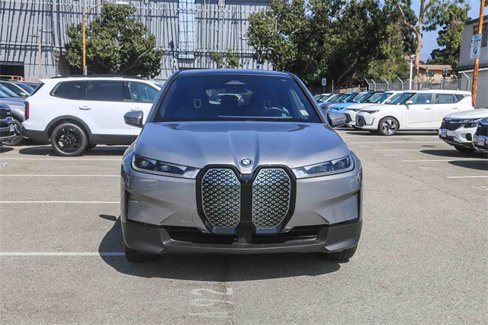 Used 2025 BMW iX xDrive50 w/ Convenience Package image 3