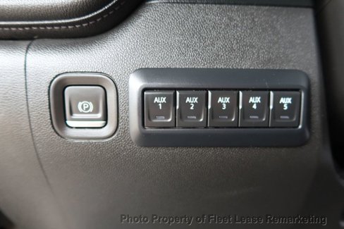 Used 2022 Chevrolet Silverado 2500 LTZ w/ LTZ Plus Package image 38