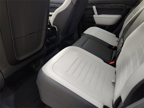 New 2025 Land Rover Defender 110 image 29