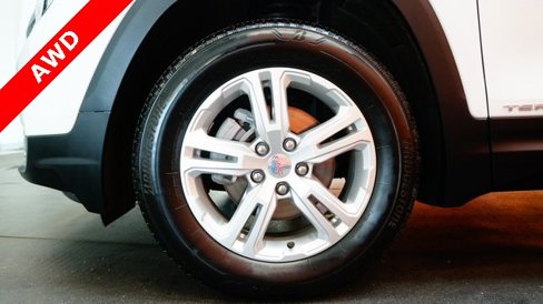 Used 2024 GMC Terrain SLE image 73