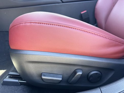 New 2025 MAZDA MAZDA3 2.5 S Hatchback w/ Premium Pkg image 12