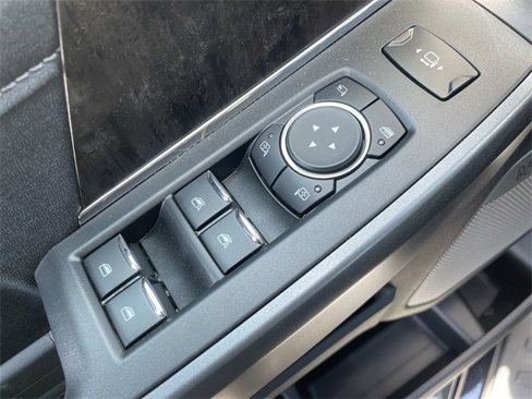 New 2025 Ford F250 Lariat w/ Lariat Ultimate Package image 17