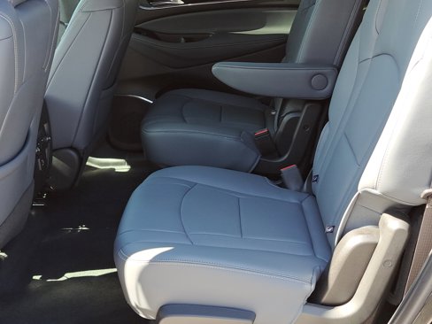 Used 2024 Buick Enclave Essence w/ Sport Touring Edition image 14