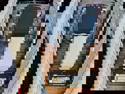 New 2026 Mercedes-Benz GLS 450 4MATIC image 21