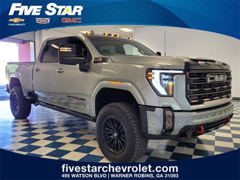 Used 2024 GMC Sierra 2500 AT4X image 1