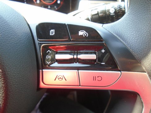 Used 2022 Hyundai Santa Cruz SEL w/ Activity Package image 18