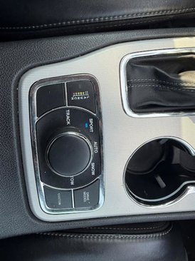 Used 2019 Jeep Grand Cherokee SRT w/ Trailer Tow Group IV image 23