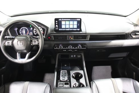 Used 2025 Honda Pilot EX-L image 2