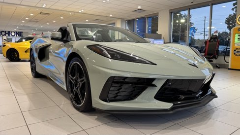 Used 2024 Chevrolet Corvette Stingray Preferred Conv w/ Stealth Interior Trim Package image 2