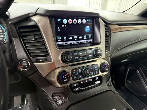 Used 2019 GMC Yukon XL Denali image 18