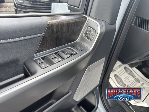 New 2026 Ford F250 Lariat image 17