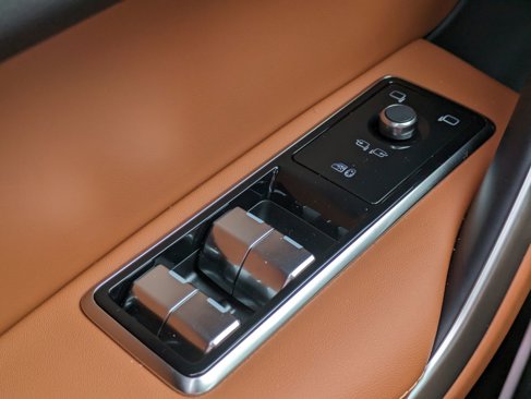 New 2026 Jaguar F-PACE R-Dynamic S image 21
