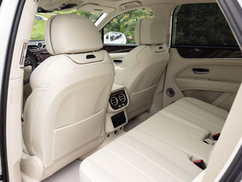New 2025 Bentley Bentayga image 43