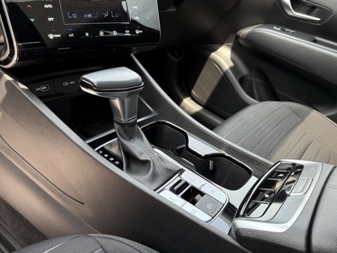 Used 2023 Hyundai Santa Cruz SEL Premium image 20