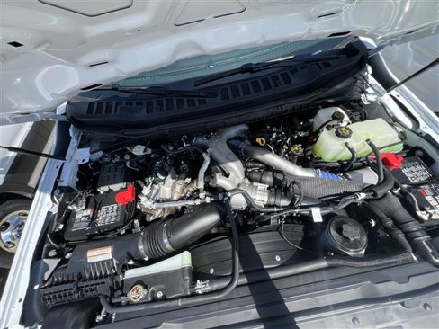 New 2025 Ford F550 4x4 Regular Cab Super Duty image 5