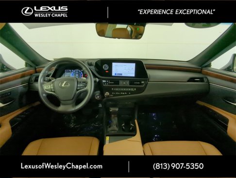 Used 2024 Lexus ES 350 w/ Premium Package image 11