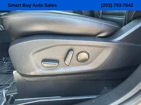 Used 2024 Ford Edge SEL image 16