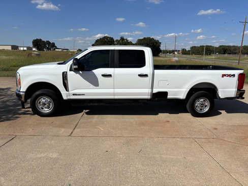 Used 2023 Ford F250 XL w/ FX4 Off-Road Package image 5