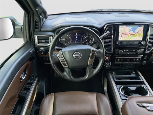 Used 2024 Nissan Titan Platinum Reserve image 23