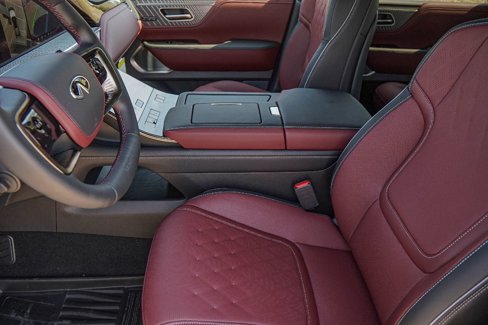 New 2026 INFINITI QX80 Autograph w/ Premium Cargo Package image 10