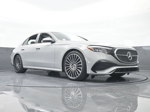 Used 2025 Mercedes-Benz E 350 Sedan image 73