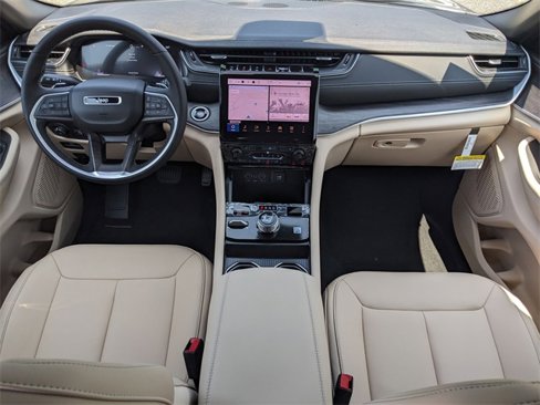 New 2025 Jeep Grand Cherokee L Limited image 14